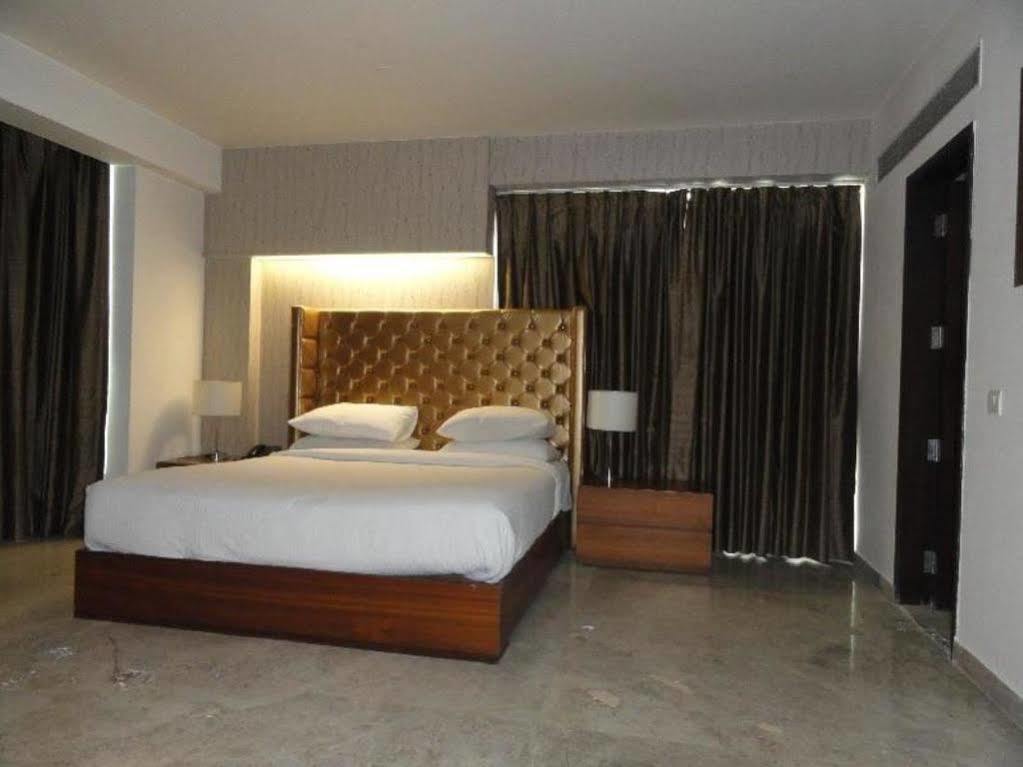 FabHotel Prime Sage Neu-Delhi Exterior foto