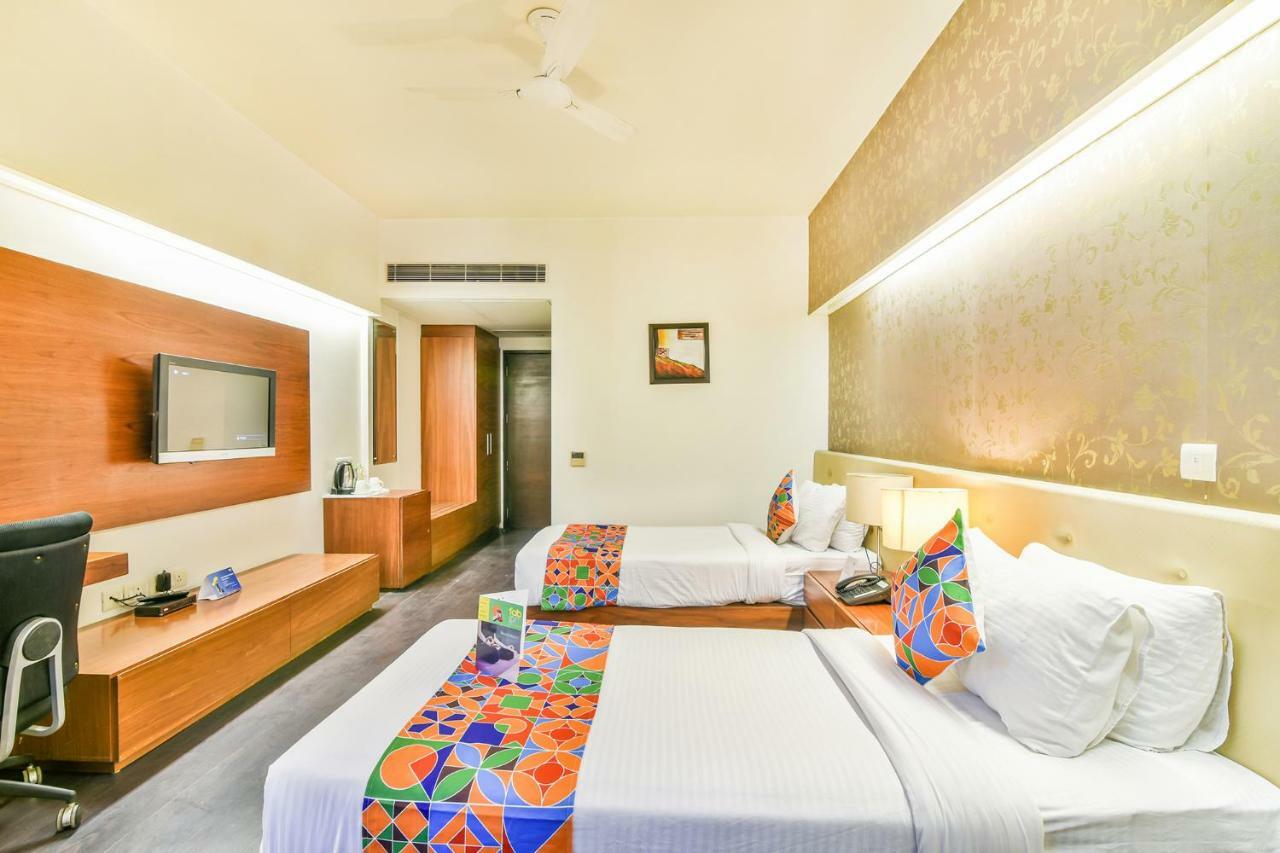 FabHotel Prime Sage Neu-Delhi Exterior foto